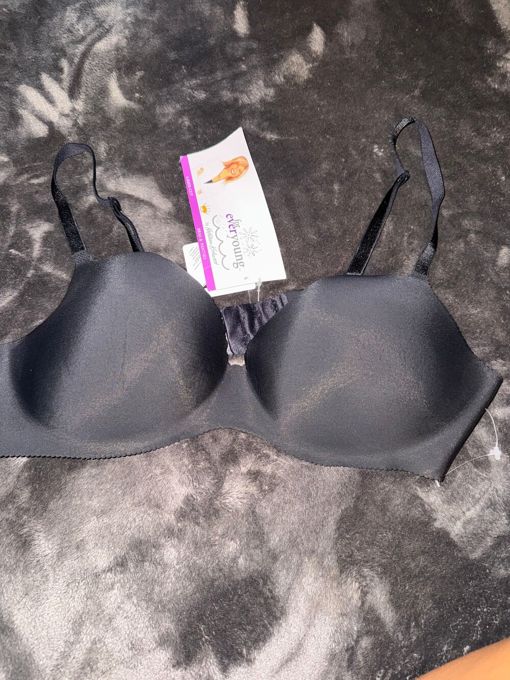 for everyoung 38B black nylon spandex laser cut bra